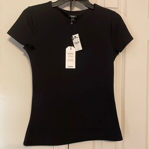 NWT Express Body Contour High Compression Top